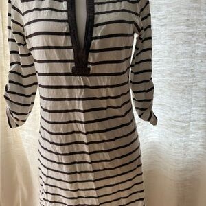 Vineyard Vines Striped Brown and White Tunic Top. Medium